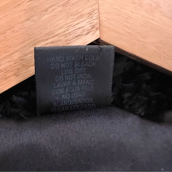 East 5th Women’s Zipper Vest Color Black L/XL Two Pockets - Picture 11 of 11